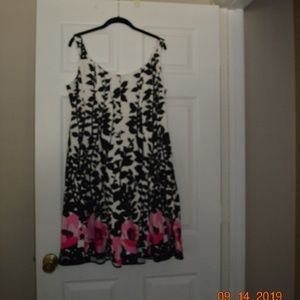 Nine West Summer sun dress